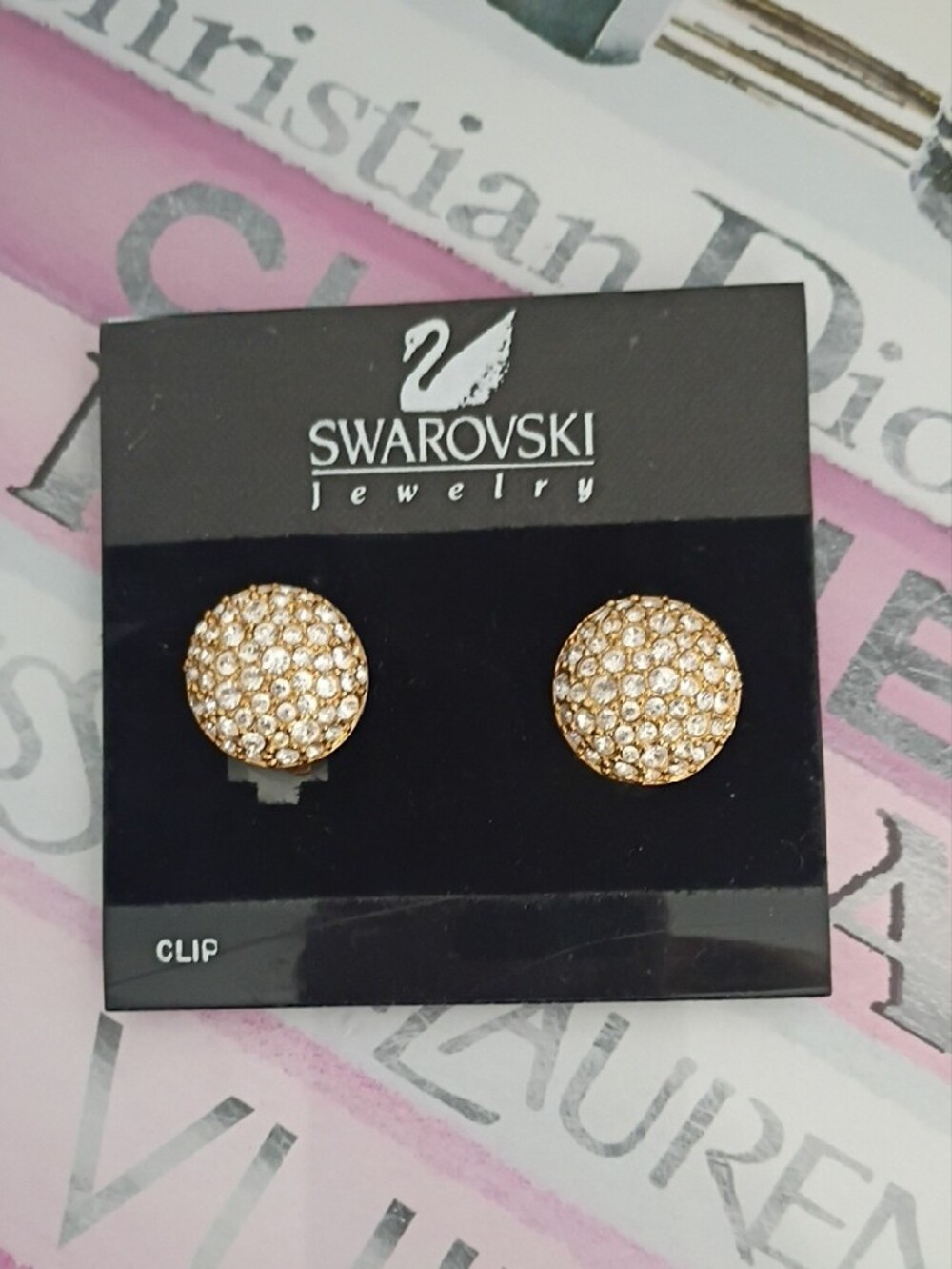 ❤️NOS Vintage 90s SWAROVSKI Gold Tone Pave Crystal Round Clip Earrings